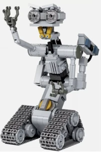 Short Circuit Johnny 5 Robot Building Set (Model M9225G) - Picture 1 of 5
