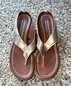 Donald J Pliner women's Shana bronze metallic leather wedge heel sandals 8.5 M - Picture 1 of 11