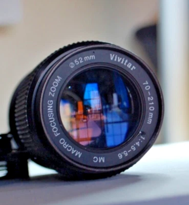 Vivitar 70-210mm f/3.5 Series 1, VMC Macro Auto Zoom, M42 Screw Mount - Boxed - Image 1 of 4