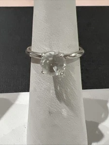 Uncas Solitaire Ring Solitaire Size 6 - Picture 1 of 11