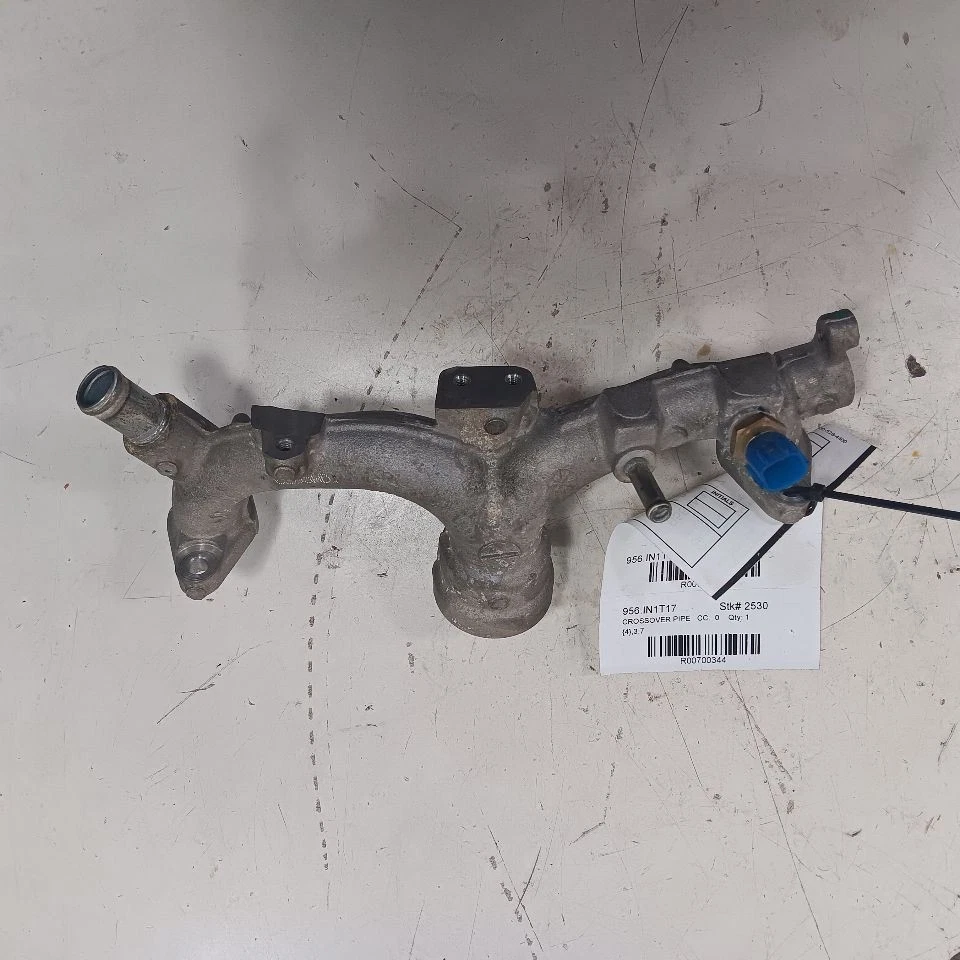 INFINITI QX50 Coolant Line Crossover Pipe  2017 2016 2015 2014 - Image 1 of 4