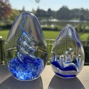 VTG Art Blown Glass Paperweight Swirl Spiral Bubbles Cobalt Blue Egg Shape x2 - Picture 1 of 13