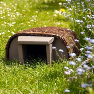 Wildlife World Timeless Hedgehog House - Picture 1 of 1