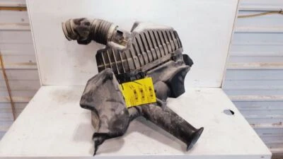 Conjunto de caja de admisión de filtro de aire Buick Enclave 2012-2017 Foto 1 de 4