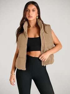NWT Automet Women's Lightweight Stand Up Collar Cropped Vest Sz Small - Picture 1 of 6