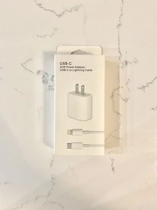 Chargeur iPhone - Photo 1 sur 3