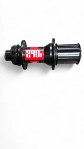 DT SWISS 240 CENTERLOCK DISC BRAKE 32 HOLE BLACK REAR HUB - Picture 1 of 4