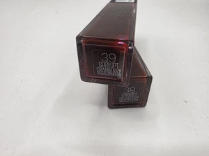 Maybelline Color Sensacional Color de labios vivo #39 Arándano corrupto, cantidad 02 (GS448) - Imagen 1 de 4