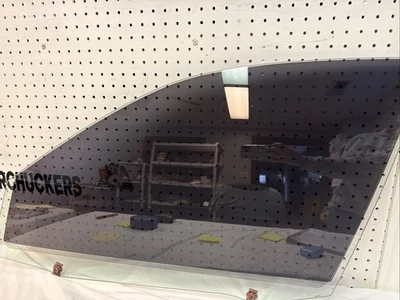 03 BMW E46 330xi  Driver Left Window Glass OEM - Image 1 of 4