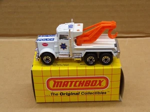 VINTAGE MATCHBOX MB61 PETERBILT WRECK TRUCK - POLICE TOW TRUCK  DATED 1981 ~ NOS - Picture 1 of 5