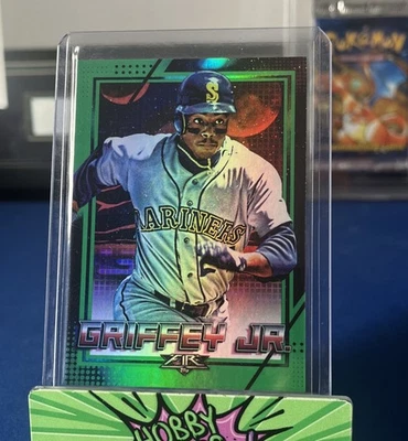 2020 TOPPS FIRE BASEBALL KEN GRIFFEY, JR. Green FOIL PARALLEL INSERT /199 - Image 1 of 2