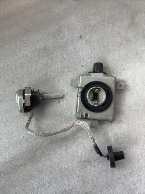 ORDENADOR BMW 320i 328i 2013 13 D2SD2R2000H 1131362 OEM Foto 1 de 4