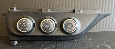 2014-2019 TOYOTA COROLLA aquecedor controle de temperatura CA FABRICANTE DE EQUIPAMENTO ORIGINAL 55406-02470 - Imagem 1 de 4