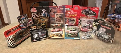 Винтажный NASCAR коллекционеров литой лот из 15 гоночных чемпионов Hot Wheels больше 🔥 - Изображение 1 из 4