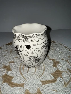 Irish Cottage Tea Light Holder - Image 1 of 4