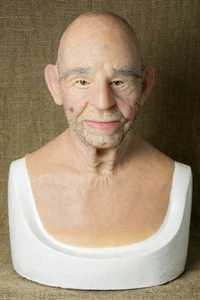 "Robert" Fatto a Mano, Maschera Silicone Halloween, Alta Qualità, Vecchio, NUOVO - Foto 1 di 18