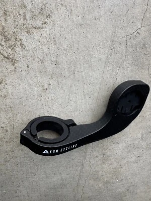 KOM Cycling Garmin Classic Mount - Carbon Finish - Image 1 of 4