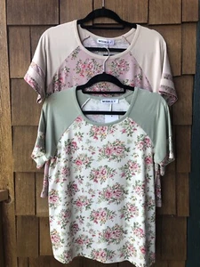 Doublju Lot Of 2 Women's Size Small Floral Short Sleeve Round Neck T-Shirts Tops - Picture 1 of 14