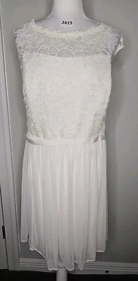 NUEVO CON ETIQUETAS $119 Vestido de Novia David's Manga Corta 26 Marfil Encaje Corpiño Cremallera Trasera Foto 1 de 4