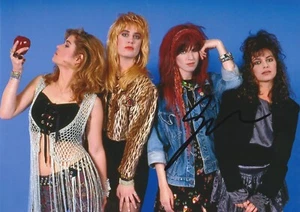 Susanna Hoffs signed Autographed the bangles - Picture 1 of 1
