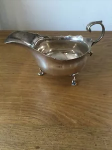 ANTIQUE SOLID SILVER SAUCE BOAT CHESTER 1905 - Picture 1 of 5