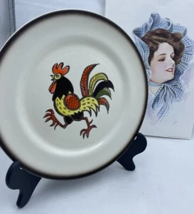 Metlox Red Rooster Dinner Plate 10” Poppytrail California Vintage 1950s to 1970s - Picture 1 of 5