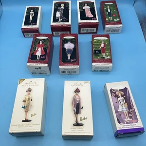 Lote de 7 + Adornos de Barbie Hallmark Keepsake Serie Primer Debut 1994 Busy Gal Solo - Imagen 1 de 13