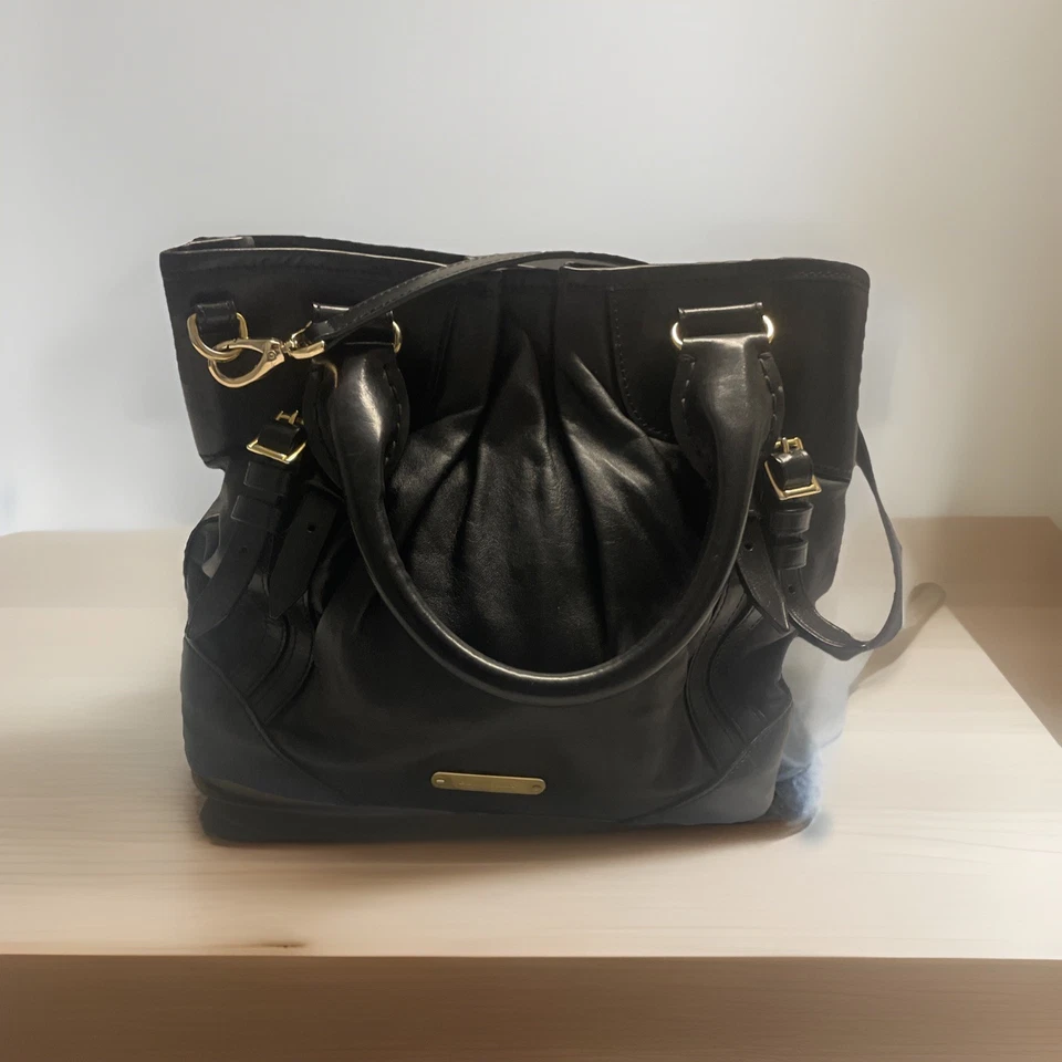 Auténtico bolso de mano Burberry Bridle Whipstitch de piel de cordero con doble asa negro Foto 1 de 4