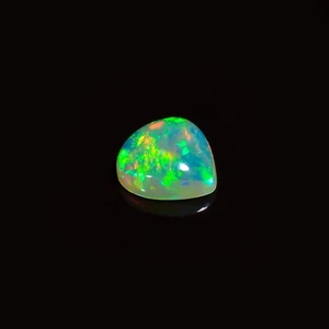 2 Ct Ethiopian Opal Gemstone 10x10x4 mm Heart Cabochon Multi-Color Fire Play - Picture 1 of 3