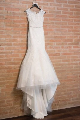 象牙色婚纱礼服 4 码 — 第 1/4 张图片