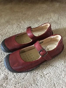 Keen Mary Jane Borgoña Cuero Hebilla Cierre EE. UU. Para Mujer 5.5 - Imagen 1 de 5