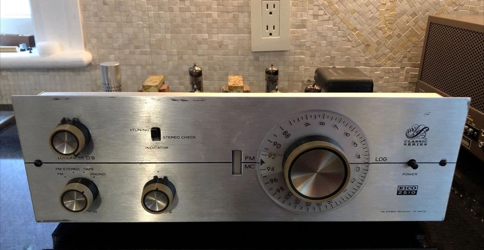 Receptor estéreo FM como nuevo EICO Classic Series 2510 perfecto estado de funcionamiento Foto 1 de 4