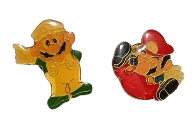 PINS ESMALTADOS MARIO y Luigi 1988 Nintendo vintage Taiwán Foto 1 de 4