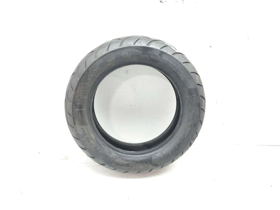 05 Kawasaki VN1600 Vulcan 1600 Classic Neumático Metzeler ME888 Marathon 170/70-16 Foto 1 de 4