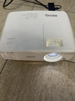 Proiettore Benq  - Immagine 1 di 4