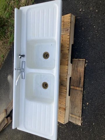Vintage Cast Iron Farmhouse Sink Double Bowl Dual Drainboards Cover