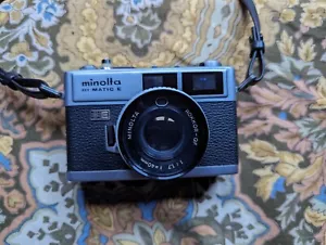 Minolta Hi-Matic E Rangefinder 35mm Film Camera 40mm Lens - Picture 1 of 11