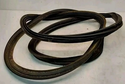 1996 - 1998 年本田 CIVIC 后背 Trunk 天气条纹密封橡胶原始设备制造商 SEDAN — 第 1/3 张图片