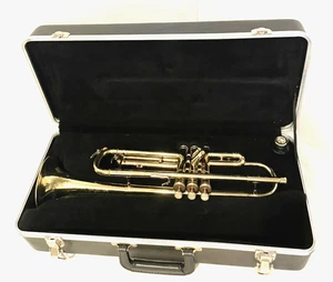 CONN Trumpet Brass Instrument Hard Case & Mouthpiece Serial # GK822172 - Bild 1 von 14
