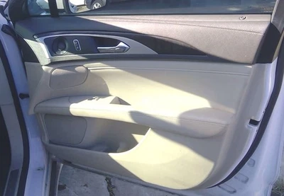2019 Lincoln MKZ Front Driver Left LH Door Trim Panel in Beige & Brown Foto 1 de 4