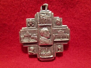 Pope Pius XII Medal Jerusalem Cross Sts Peter & Paul Silvertone Holy Year 1950 - Picture 1 of 2