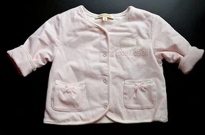 Nuevo Auténtico Suéter Roberto Cavalli Niña Rosa Acolchado con Botones (3 Meses) - Imagen 1 de 2