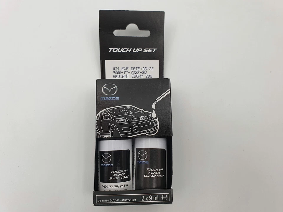 Kit de pincel de retoque original Mazda Radiant Ebony 28W OEM part - Imagem 1 de 1