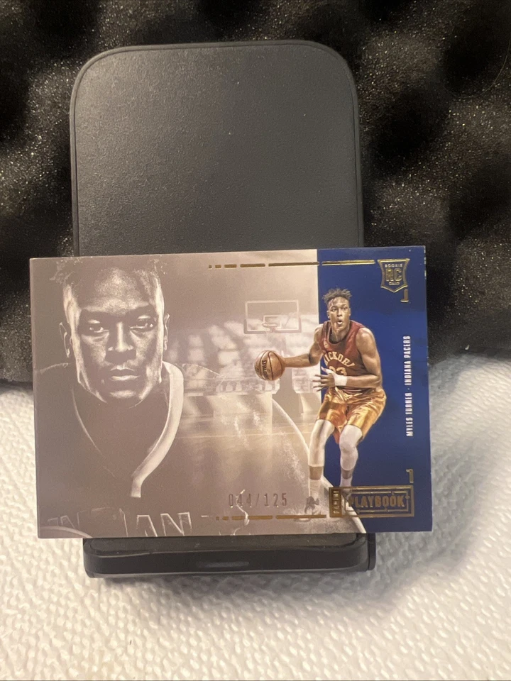 Folleto de radiocontrol Panini Myles Turner 2015-16 reliquia no. PRJ-MTY Foto 1 de 4