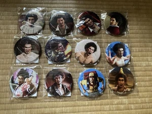 Insignias de lata de lotería Yakuza Kasuga Ichiban 12 tipos - Imagen 1 de 1