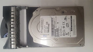 73 GB SAS Hitachi HUS151473VLS300 15K RPM 3.5 Hard Drive - Picture 1 of 1