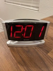 Sharp SPC 033 Digital Red Large Number Digital Table Alarm Clock - Picture 1 of 3