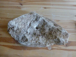 Quellstein Brunnenstein mit Loch für Quellsteinbrunnen Naturstein Nr. 66 Unikat - Bild 1 von 9
