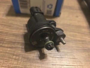 12737252 GM AcDelco part solenoid vapor canister purge control valve EVAP bosch - Bild 1 von 8