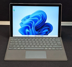 Microsoft Surface Pro 7 Plus - Core i7-1165G7, 16GB RAM, 256GB SSD, Windows 11 - Picture 1 of 13